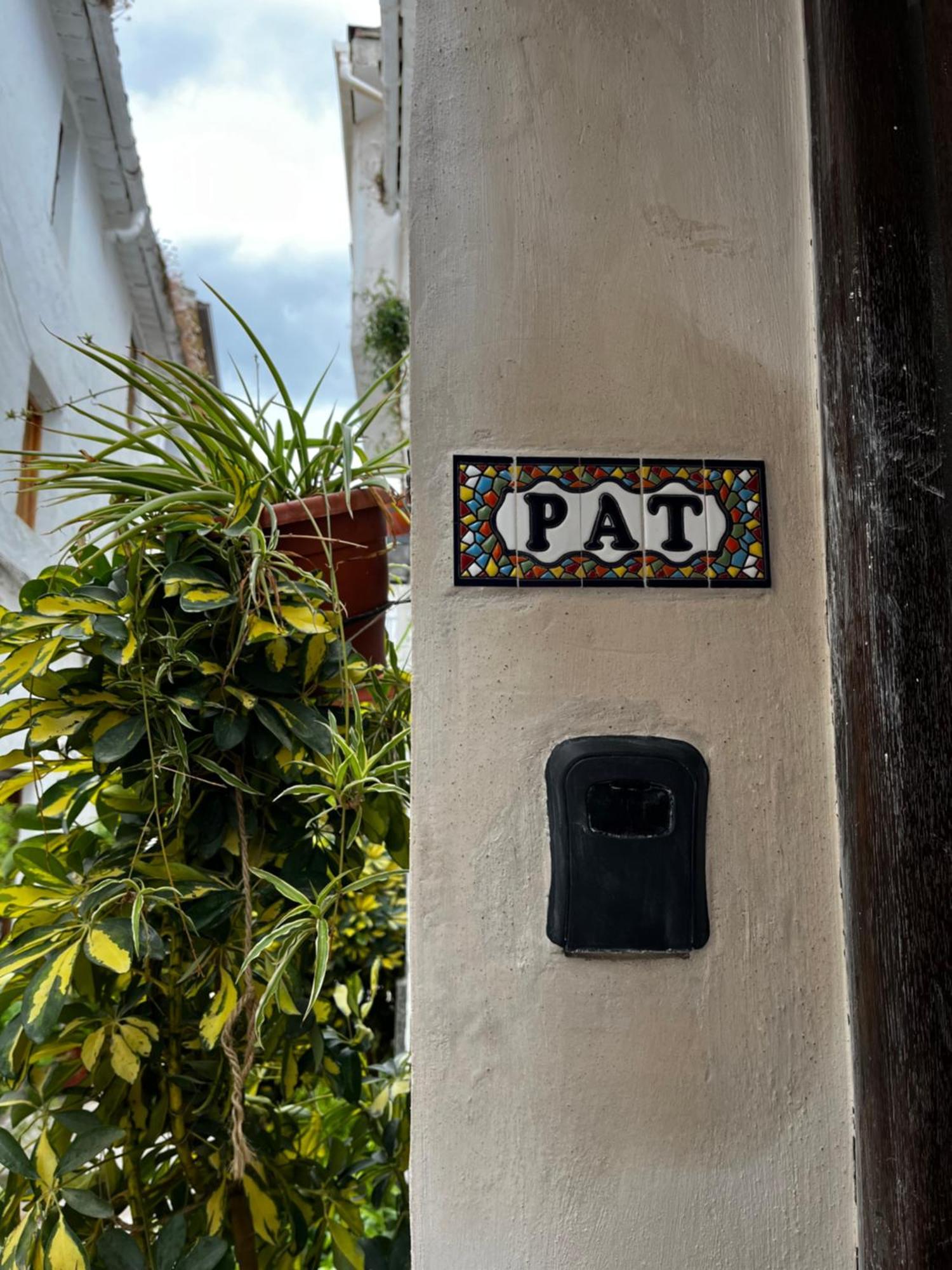 Apartamento Pat Quesada Luaran gambar
